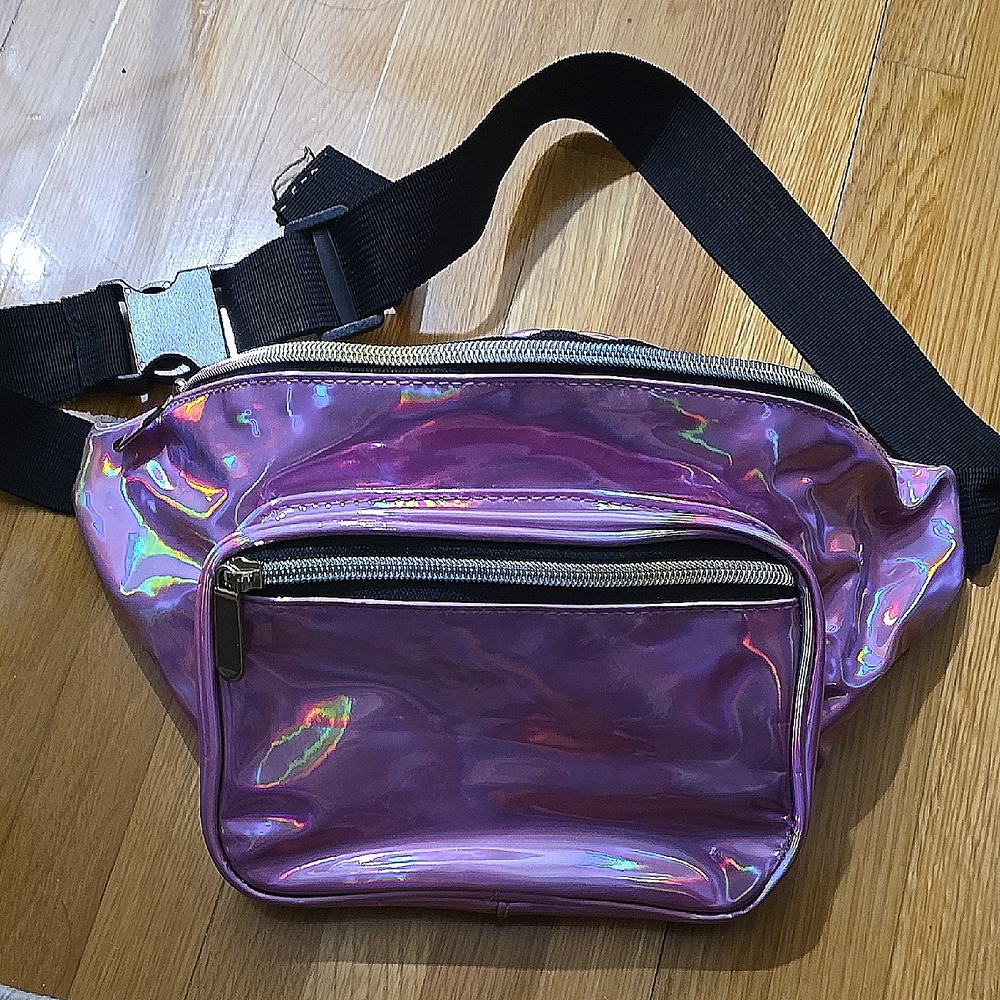 ✨️ Holographic Pink/Purple Fanny Pack